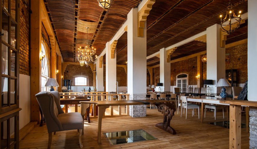 Moșia Galicea Mare was reborn from its own ashes.