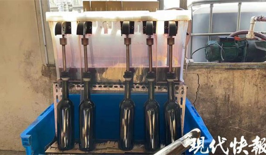 Peste 8.000 de sticle de Penfolds contrafăcute au fost descoperite  în China. 